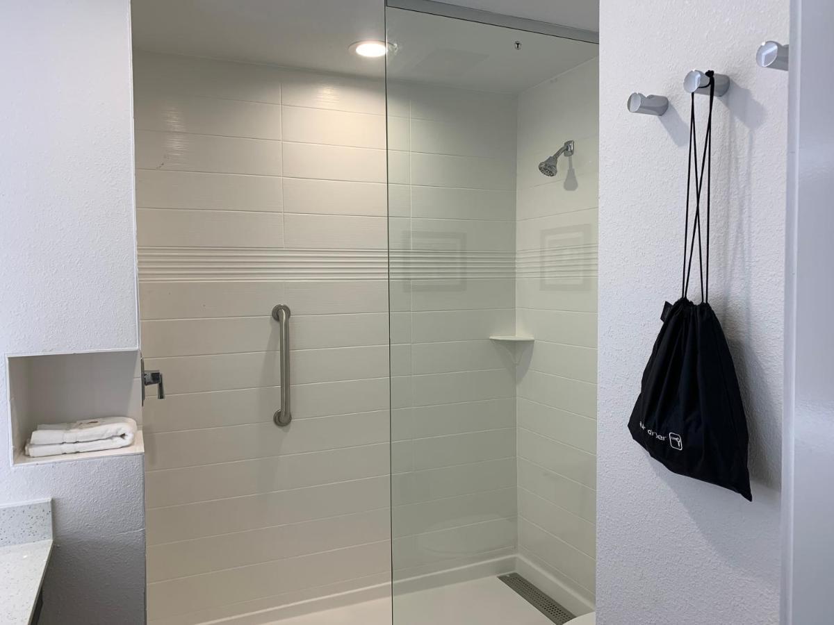 Comfort Inn & Suites Олив-Бранч Экстерьер фото